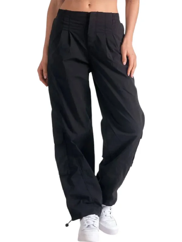 Krystian Cargo Pants In Black