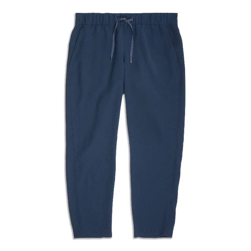 On The Fly Mid-Rise Pant - Resale